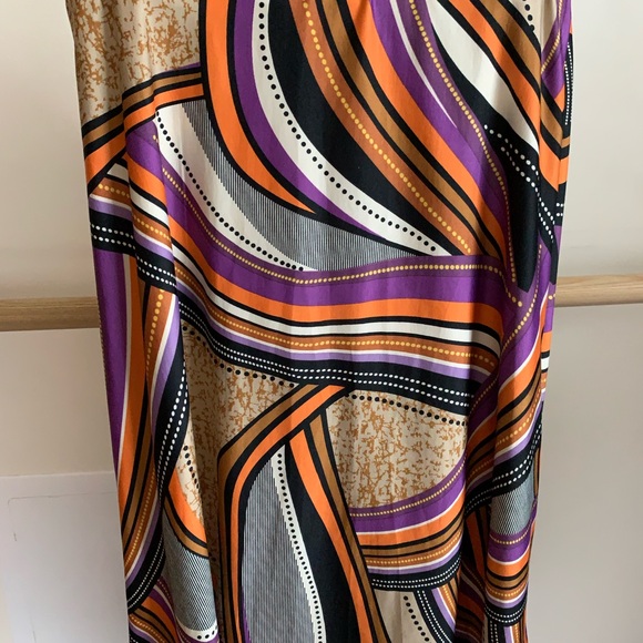 Abstract design skirt size Large - Picture 5 of 8
